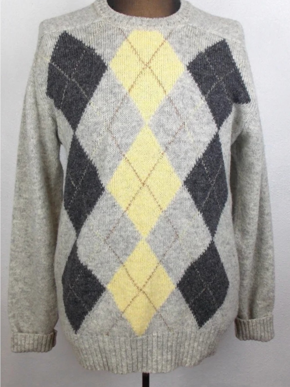 Vintage Classics Crewneck Sweater Gray Yellow Argyle Large 100% Pure Wool unisex